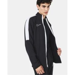 Nike Academy 23 Woven Track Jacket Präsentationsjacke -Fußballbedarf Geschäft nike academy 23 woven track jacket praesentationsjacke5