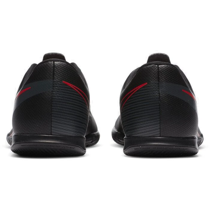 Nike Jr. Mercurial Vapor 13 Club IC - Black Pack 8 Nike Jr. Mercurial Vapor 13 Club IC - Black Pack – Bild 6