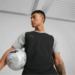 Puma TeamCup 23 Casuals Tee Shirt 15 Puma TeamCup 23 Casuals Tee Shirt -Fußballbedarf Geschäft puma teamcup 23 casuals tee shirt7