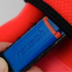 Reusch Attrakt Freegel Fusion Ortho-Tec Goaliator - Electric Red -Fußballbedarf Geschäft reusch attrakt freegel fusion ortho tec goaliator electric red5