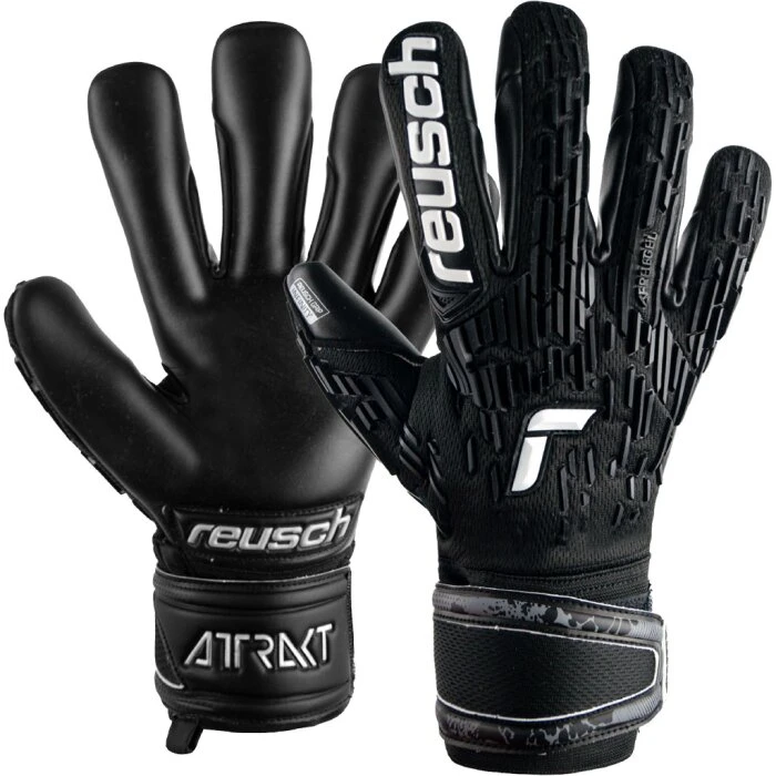 Reusch Attrakt Freegel Infinity Black 3 Reusch Attrakt Freegel Infinity Black